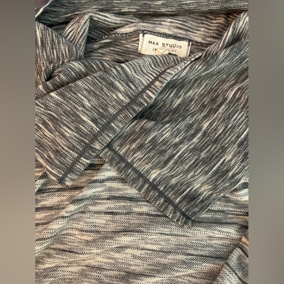 EUC Max Studio cowl neck dress w/ pockets - Picture 9 of 9